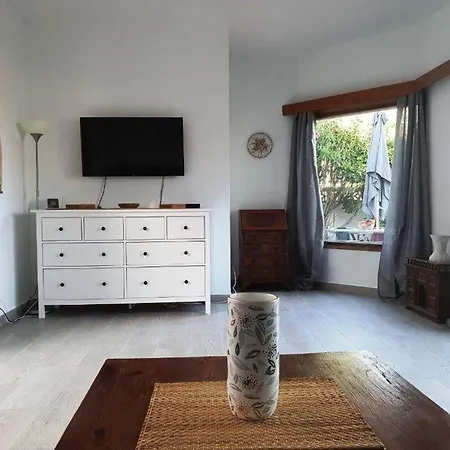 펜션 Ferienhaus Mit Grossem Garten Und Sonnenterrasse Fuer 6 Personen
